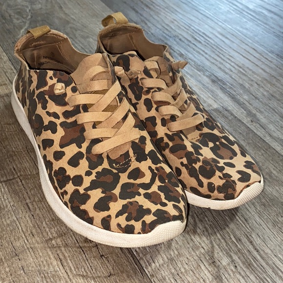 Cheetah Print Shoes - Picture 1 of 2
